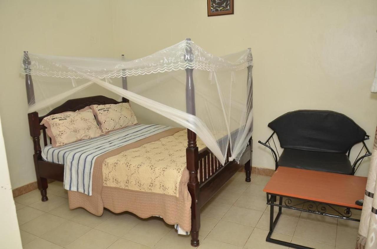 Merian Gardens And Guest House Mukono Town Exterior photo